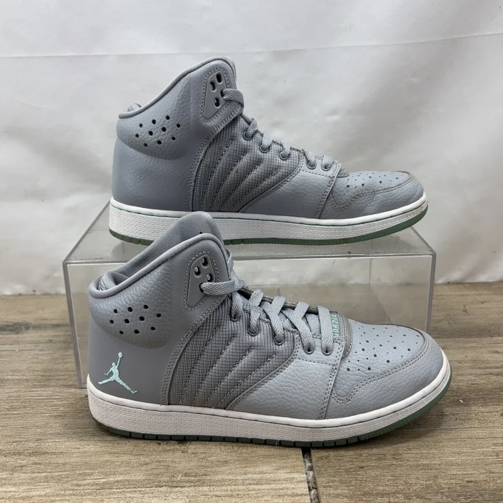 Nike Air‎ Jordan Flight 45 High Wolf Grey Green Glow Kids 6.5Y 828237-041